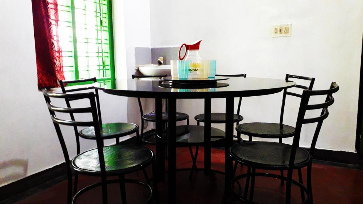 Seenu'S Pg Accommodation Palakkad Zewnętrze zdjęcie